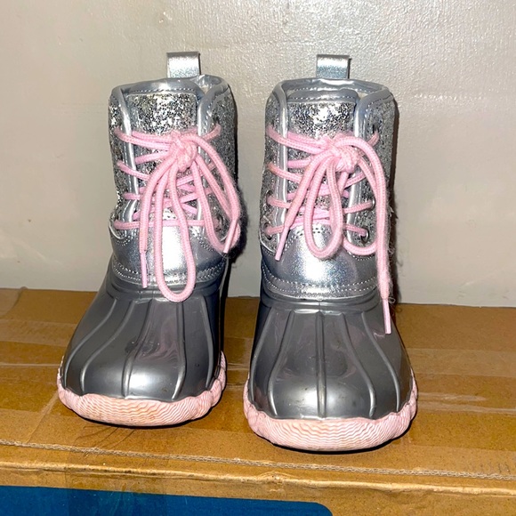 Glitter Lace Up Duck Boot - Picture 3 of 5